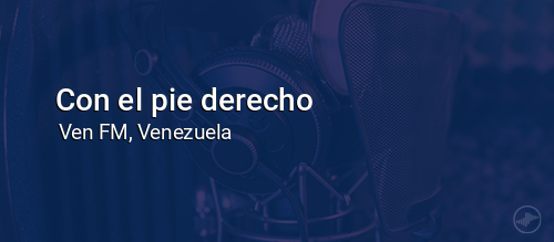 Con el pie derecho